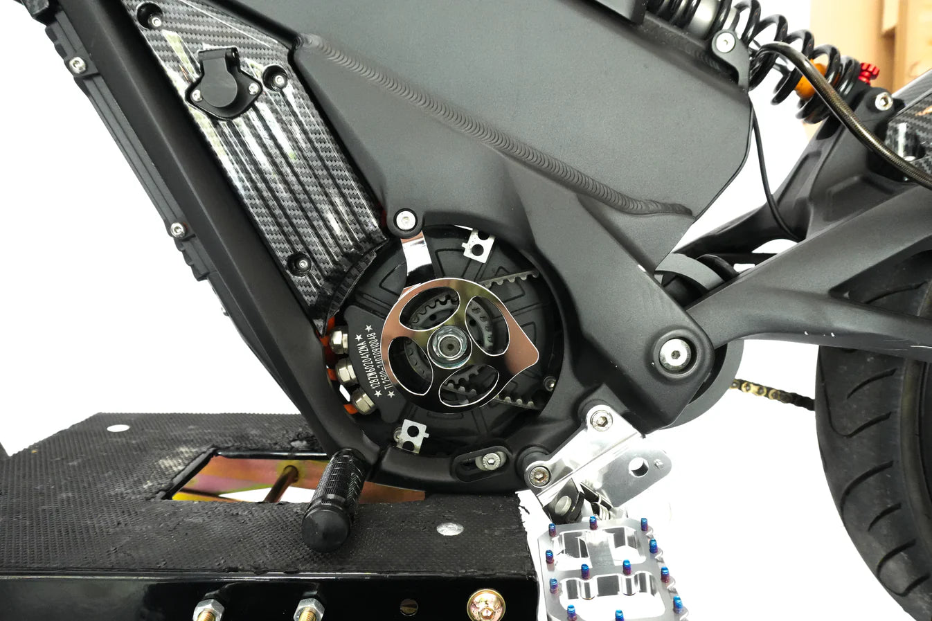 XXX METAL motor cover V1