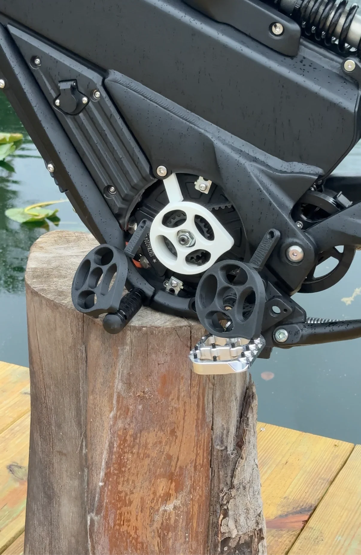 PLASTIC V1 Talaria XXX Motor Cover